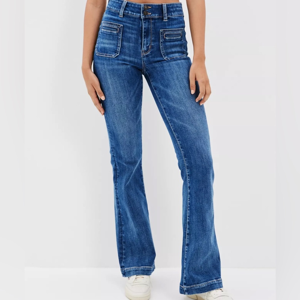 American Eagle Ne(x)t Level Super High-Waisted Flare Blue Jean (14)